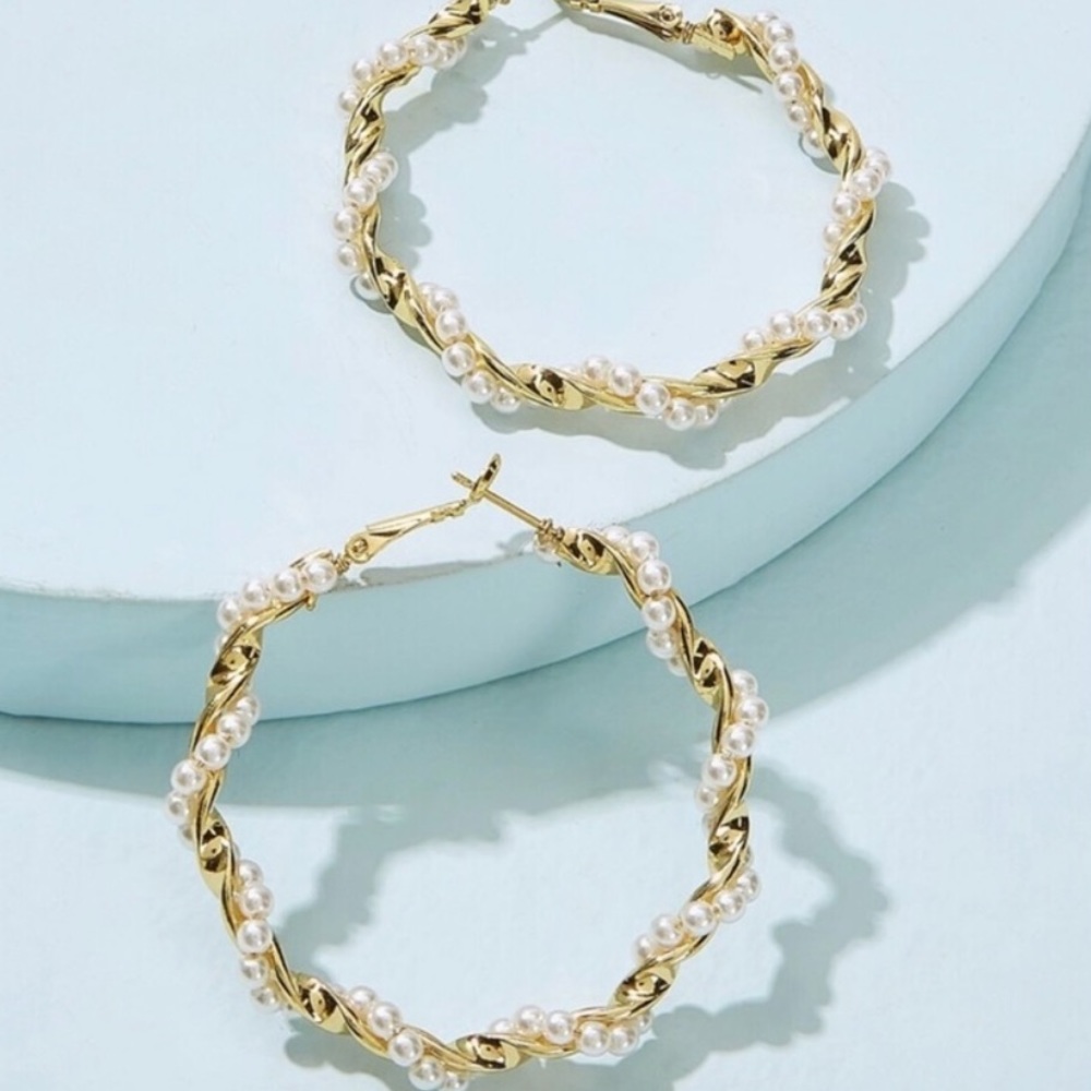 Pearl Hoop Spiral Earrings 🧚
